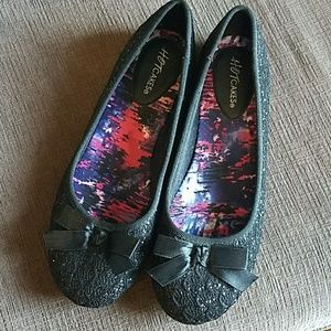 NWOT Sparkle Bow Flats